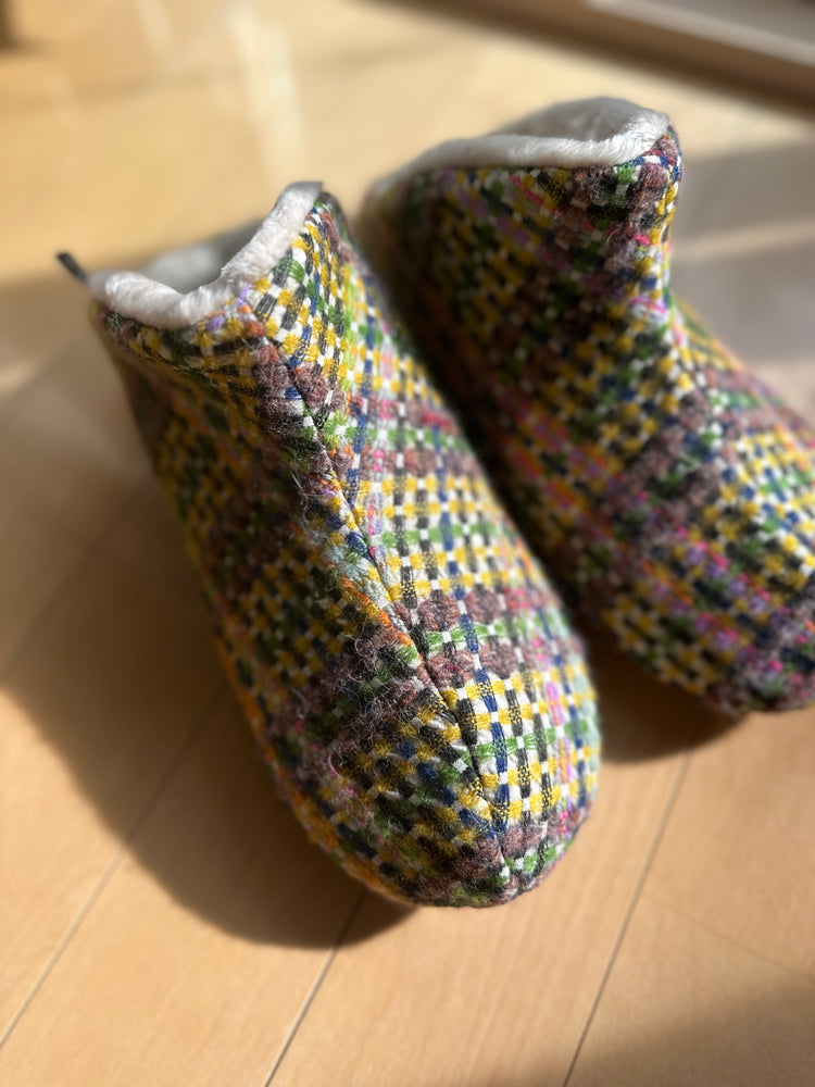 
                  
                    Load image into Gallery viewer, 《ABE HOME SHOES×GEA》ハイカットボア+GEA イエローチェック / 903483253009
                  
                