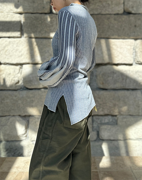 
                  
                    Load image into Gallery viewer, Asymmetric Knitted Volume Top / 301165252007
                  
                