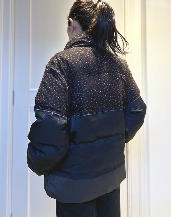 
                  
                    Load image into Gallery viewer, Step Down Jacket / 313333252001
                  
                