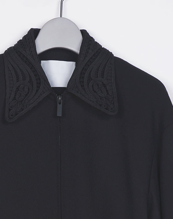 
                  
                    Load image into Gallery viewer, Wool Venetian Embroidery Collar Jacket / 313165252002
                  
                