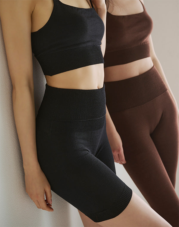 
                  
                    Load image into Gallery viewer, 【12月中旬販売予定】NWQL Wool Knit leggings short / BET26803WA
                  
                