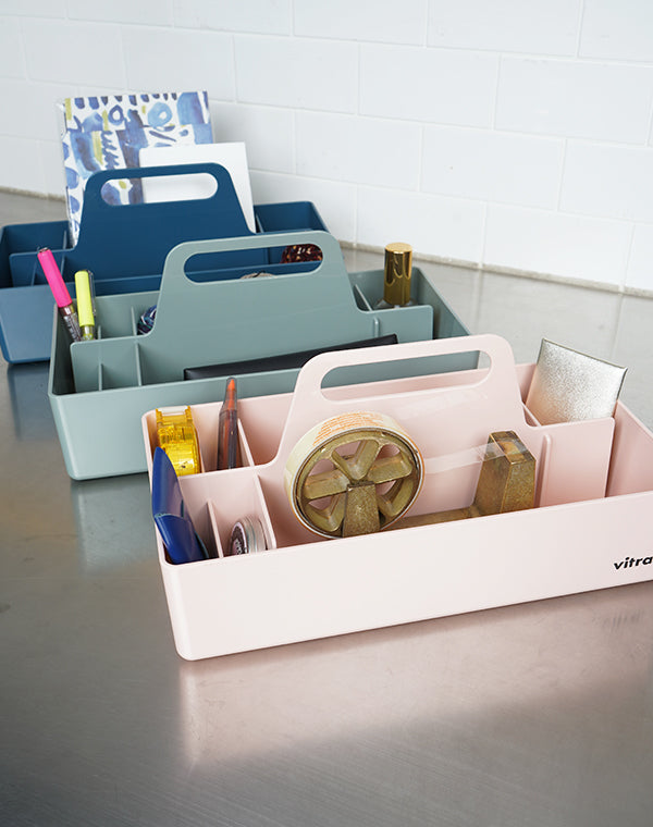 vitra1-9_8326d22a-bae7-4ae3-