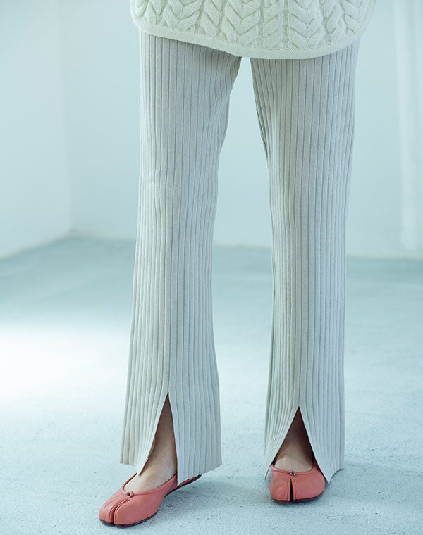 
                  
                    Load image into Gallery viewer, 【予約受付終了】Center Slit Rib Pants / BBA18452LE
                  
                