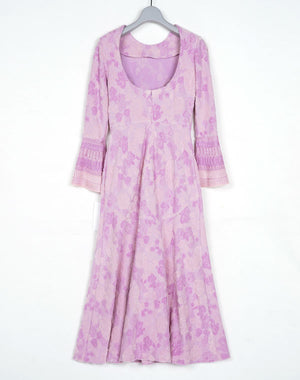 
                  
                    Load image into Gallery viewer, 【SALE】Flowered Velour Jacquard Dress / 303165221003
                  
                