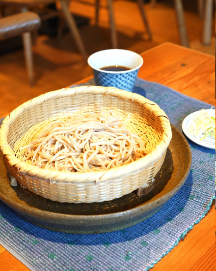 
                  
                    Load image into Gallery viewer, 【ご自宅が高級蕎麦の名店に】やまがた辻蕎麦 / 270800223003
                  
                