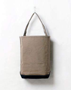 
                  
                    Load image into Gallery viewer, BAGUETTE TOTE
                  
                