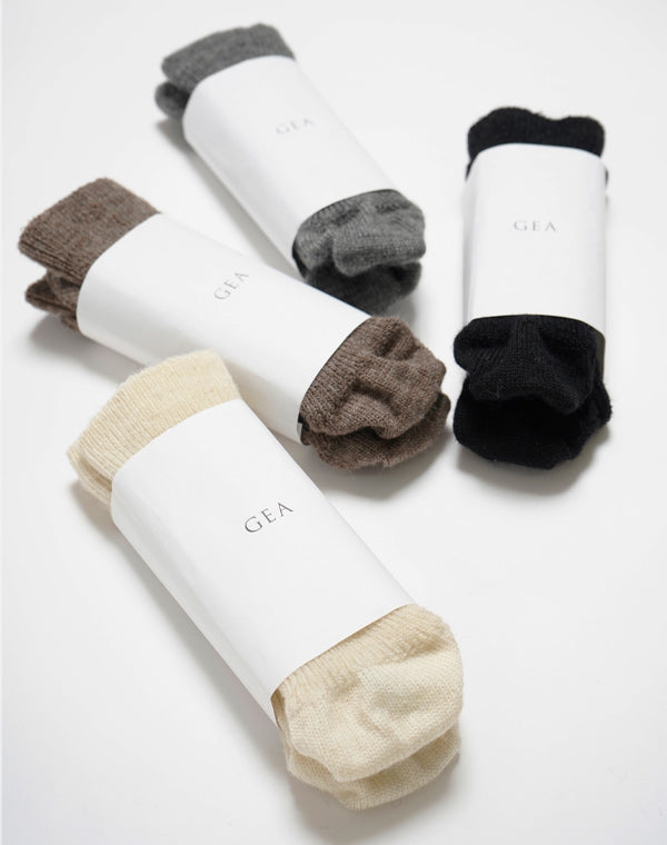 GEA ORIGINAL Uruguayan wool socks / JJT22815UA